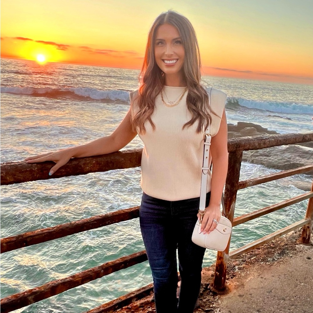 Meet your Posher, Courtney